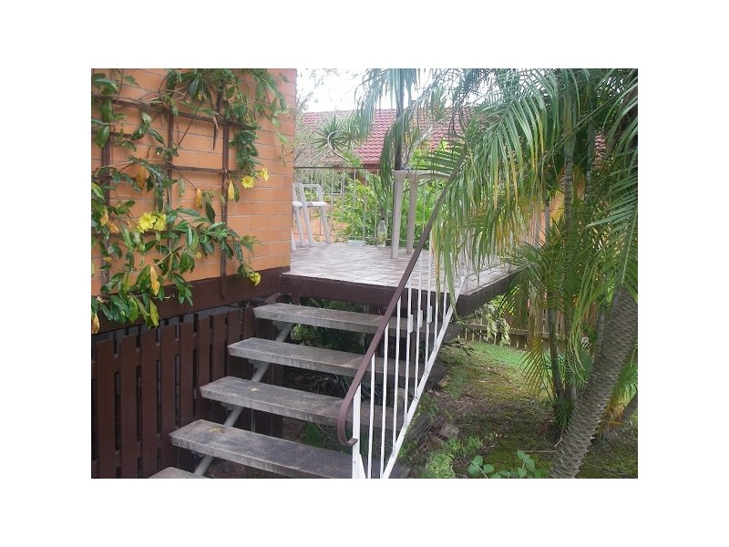 12 Claudia Street, Kingston QLD 4114