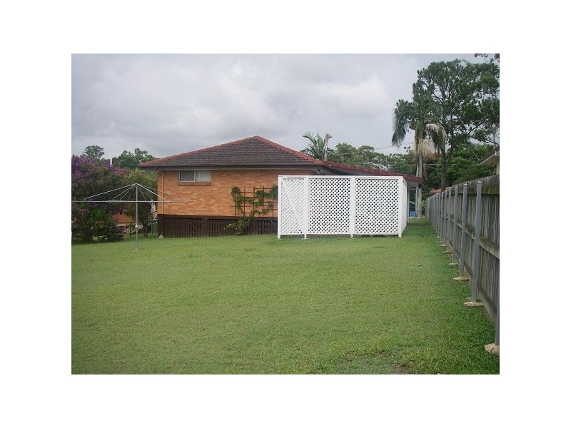 12 Claudia Street, Kingston QLD 4114