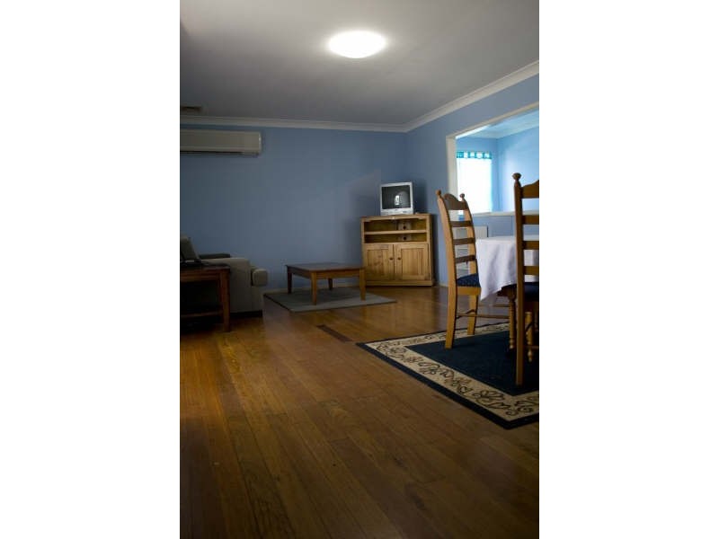 11 Ashvale Street, Kingston QLD 4114