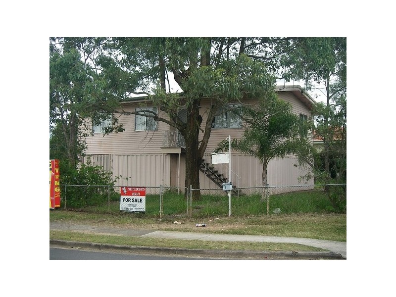 8 Macquarie Street, Woodridge QLD 4114