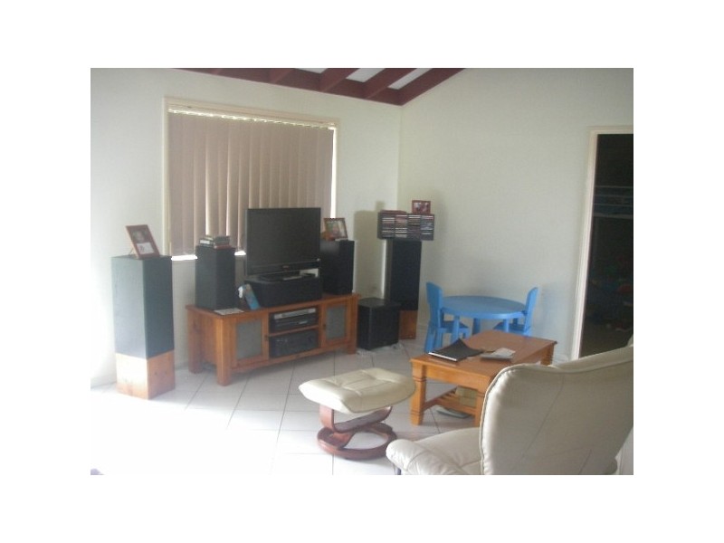 9/129 North Road, Woodridge QLD 4114