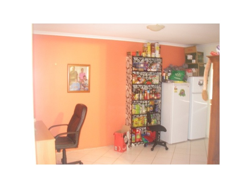 9/129 North Road, Woodridge QLD 4114