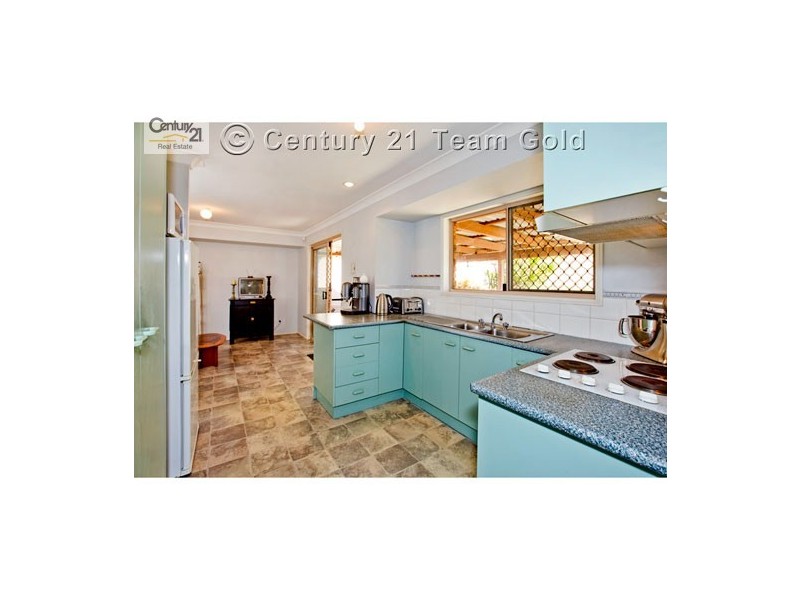 2 Warren Court, Loganlea QLD 4131