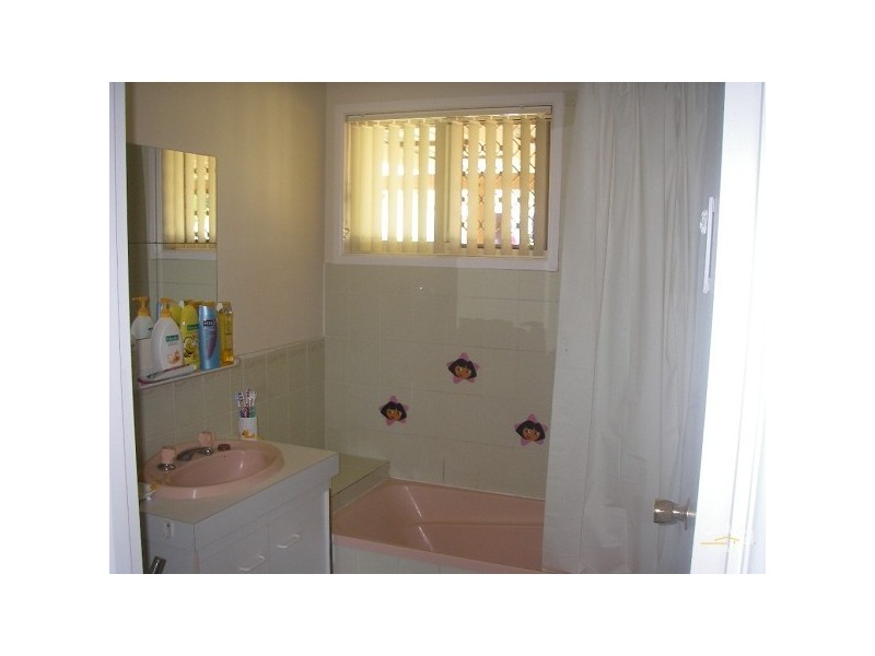 10 Myall Street, Crestmead QLD 4132