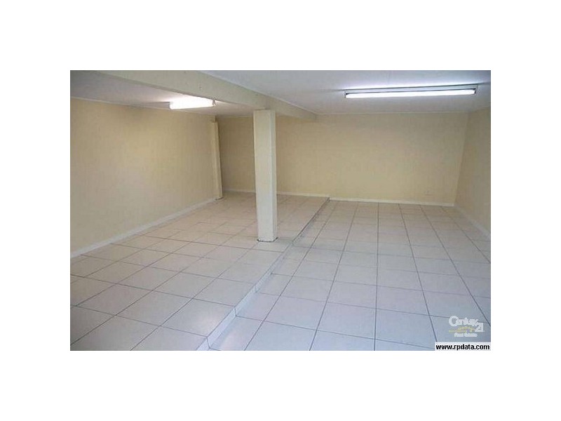 10 Woody Avenue, Kingston QLD 4114