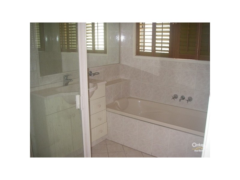 2 Simon Street, Underwood QLD 4119