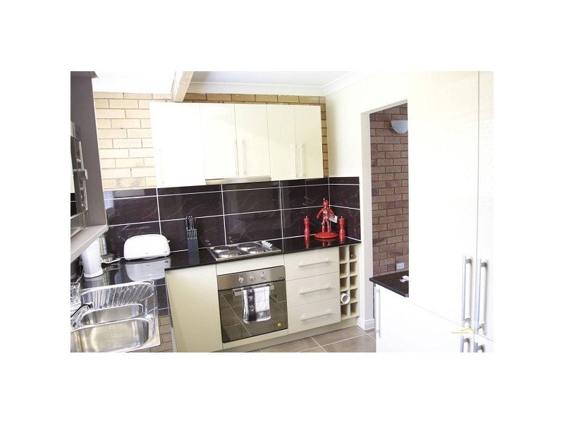 1/147 Kington Road, Woodridge QLD 4114