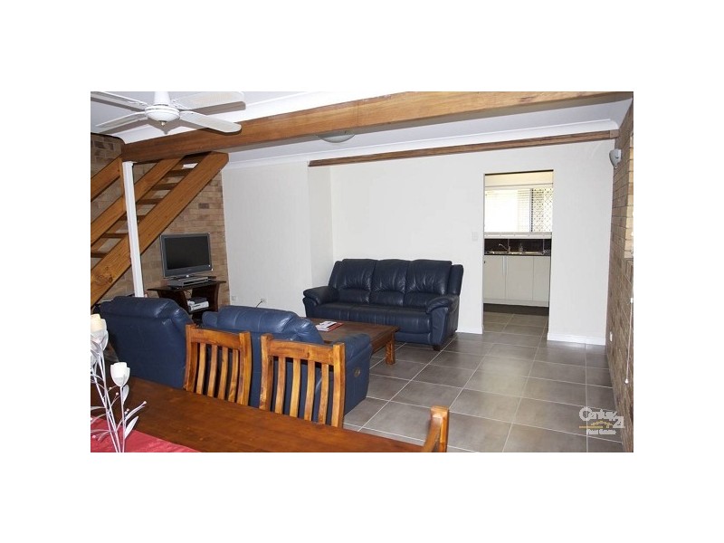 1/147 Kington Road, Woodridge QLD 4114