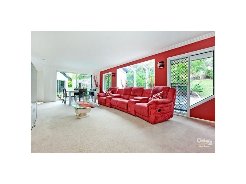 27a Ben Lomond Drive, Highland Park QLD 4211