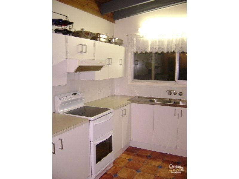 4 Lynelle Street, Marsden QLD 4132