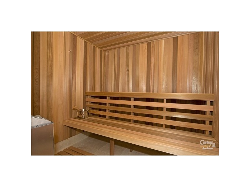 55 Knightsbridge, Paradise Point QLD 4216