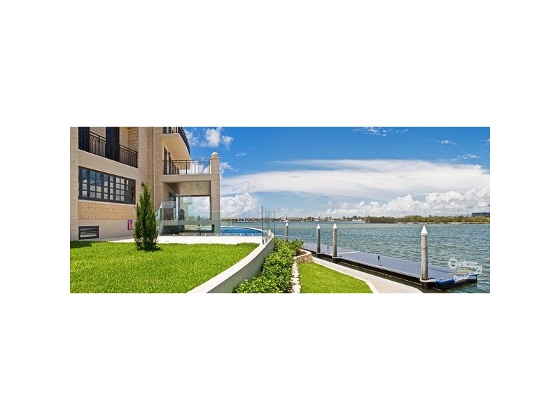 55 Knightsbridge, Paradise Point QLD 4216