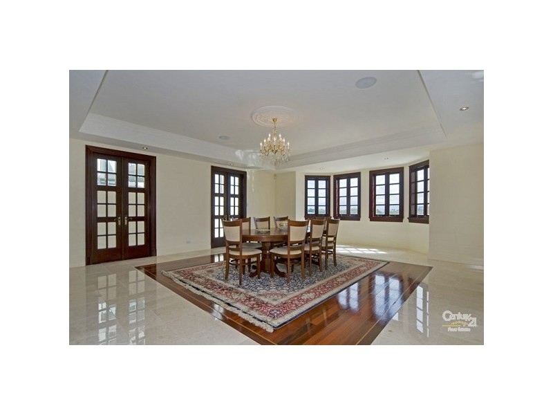 55 Knightsbridge, Paradise Point QLD 4216