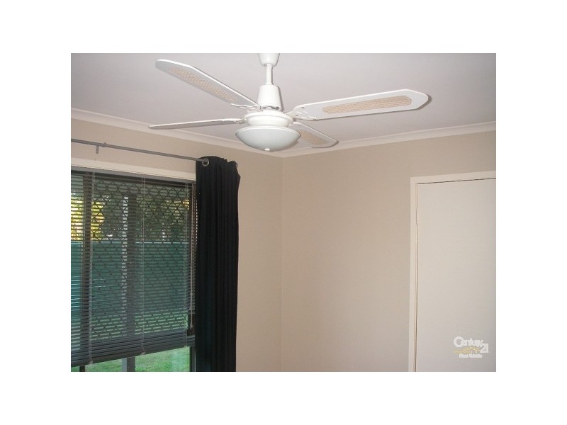 141 LYNDALE, Daisy Hill QLD 4127