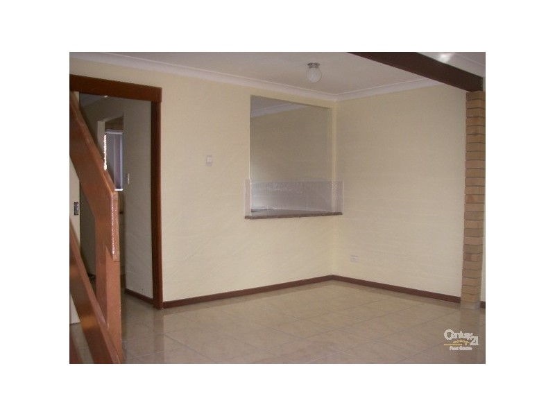 2/8 Arac, Woodridge QLD 4114