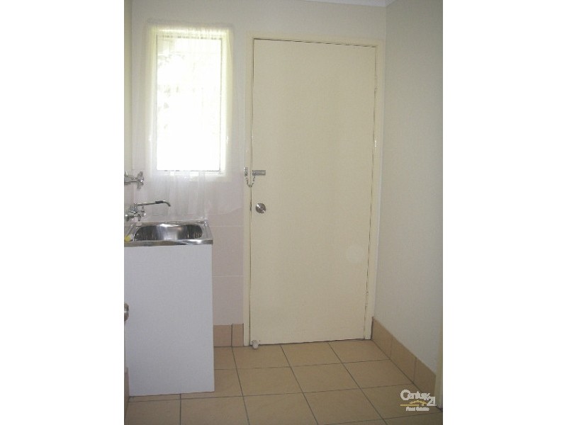 6 Macbeth, Kingston QLD 4114