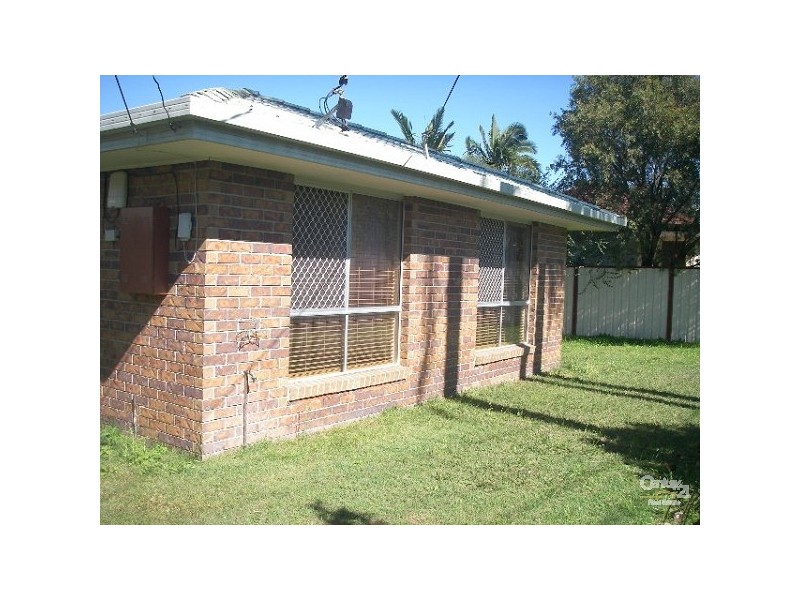 6 Macbeth, Kingston QLD 4114