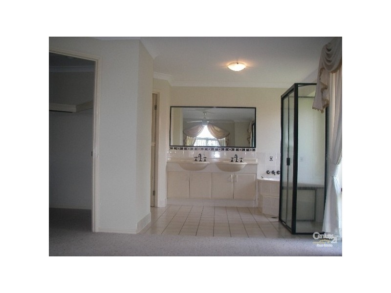 17 Glenview Court, Underwood QLD 4119