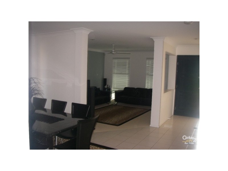 11 Tennesse Way, Berrinba QLD 4117