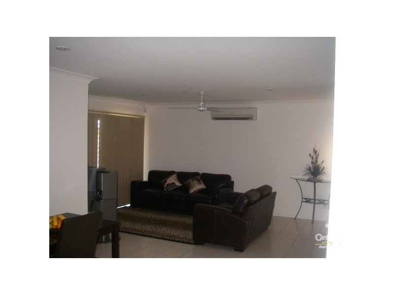 11 Tennesse Way, Berrinba QLD 4117