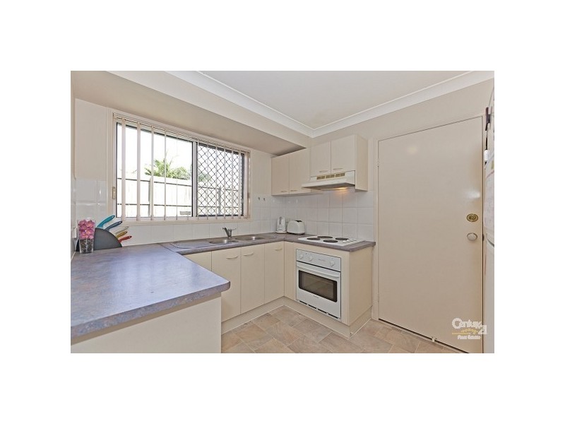 2 Dalvena Street, Marsden QLD 4132