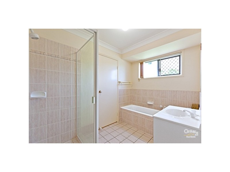2 Dalvena Street, Marsden QLD 4132