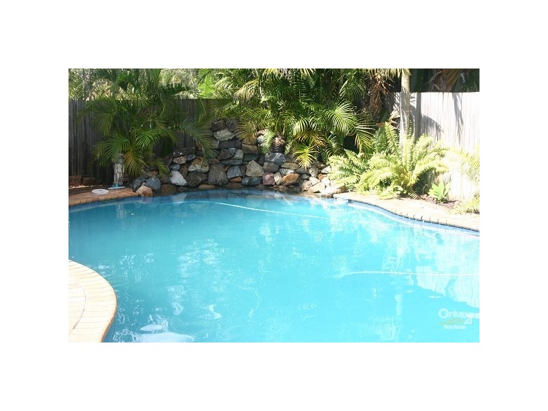 5 Hickory Place, Calamvale QLD 4116