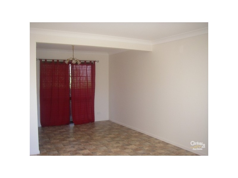 4/15 Smith RD, Woodridge QLD 4114