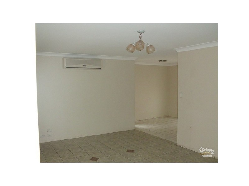 124 Castile Cresent, Edens Landing QLD 4207