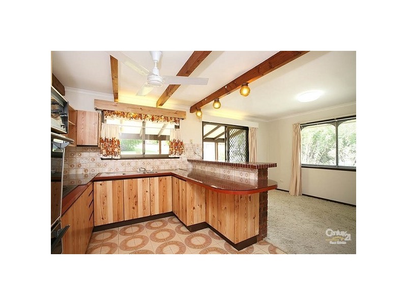 1 Hilarie Avenue, Springwood QLD 4127