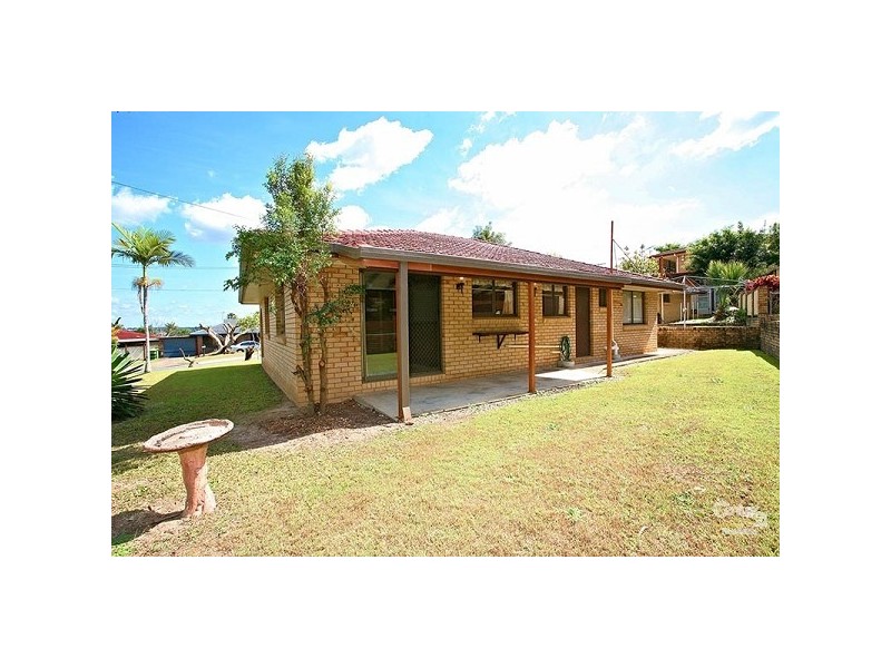 1 Hilarie Avenue, Springwood QLD 4127