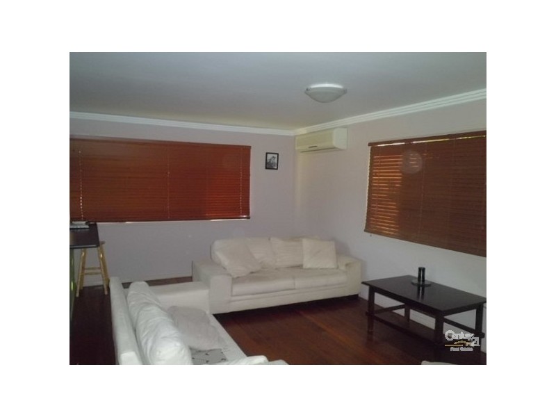 17 Hibiscus Street, Kingston QLD 4114