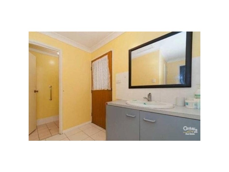 49 Louise Street, Underwood QLD 4119