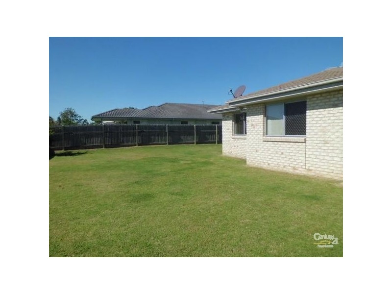 11 Rasmussen Ave, Marsden QLD 4132