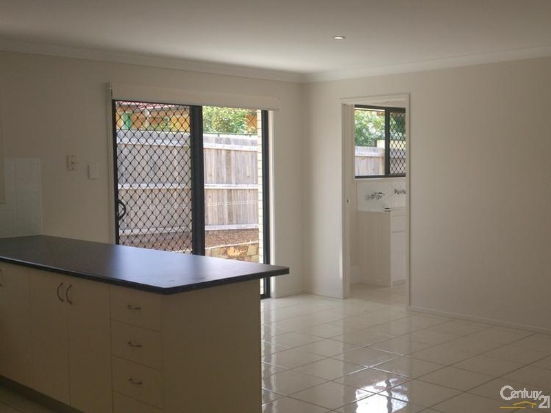 31 Rethan Ct, Marsden QLD 4132