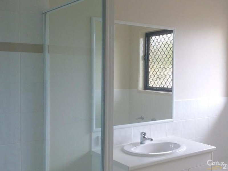 31 Rethan Ct, Marsden QLD 4132