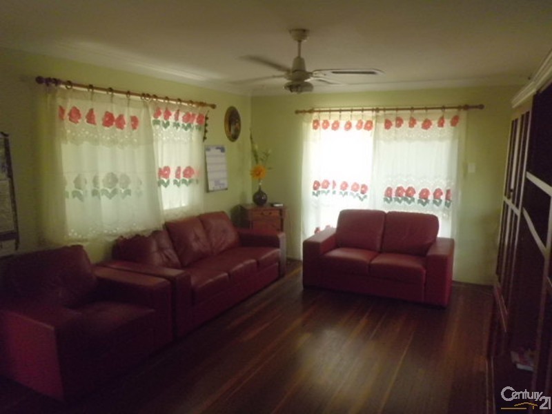 34 Omar Street, Logan Central QLD 4114