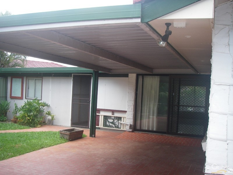 19 Edgeware Dr, Rochedale South QLD 4123