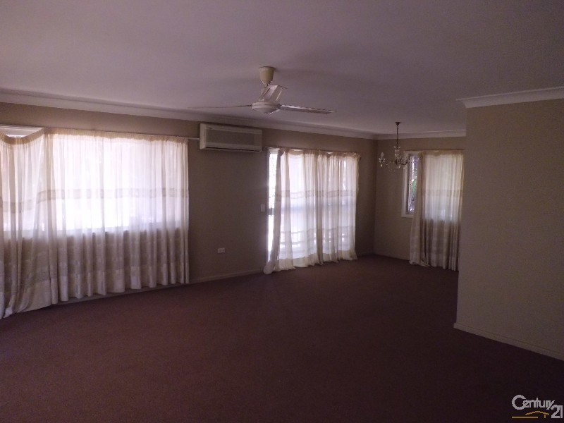 35 Richards St, Loganlea QLD 4131