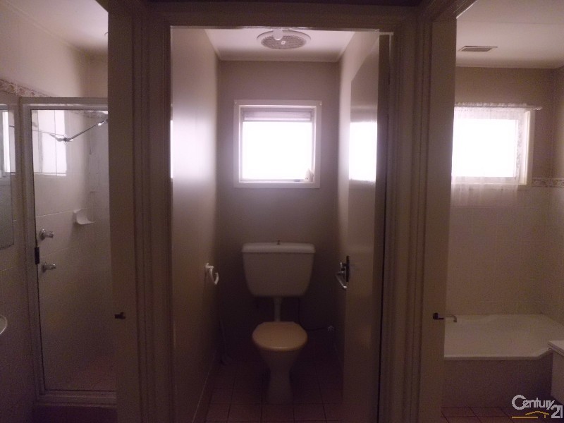 35 Richards St, Loganlea QLD 4131