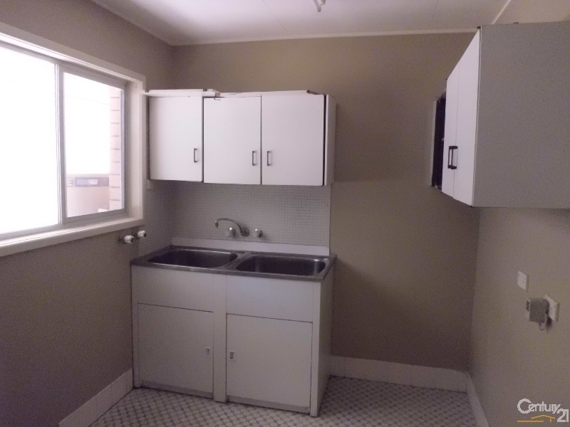 35 Richards St, Loganlea QLD 4131