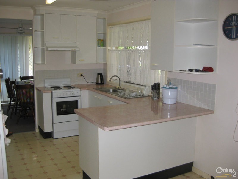 9 Melnik Avenue, Loganlea QLD 4131