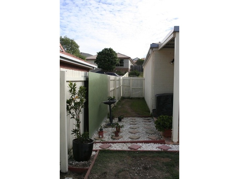 66 PADDINGTON CRESCENT, Stretton QLD 4116