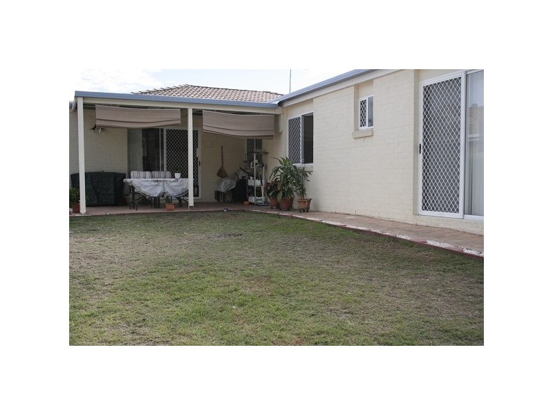 66 PADDINGTON CRESCENT, Stretton QLD 4116