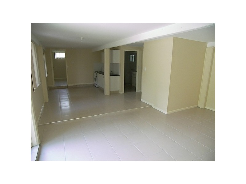7 Kurrajong St, Woodridge QLD 4114