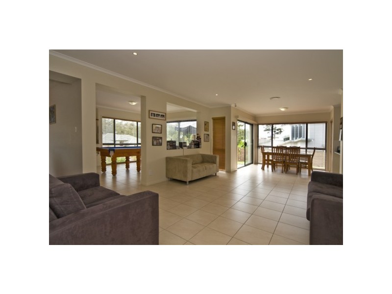 6 Parkwood Place, Peregian Springs QLD 4573