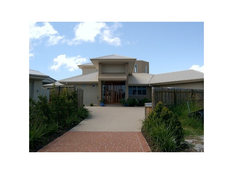 10 Bunker Court, Peregian Springs QLD 4573