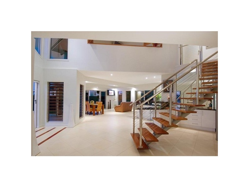 2 Pennant Court, Peregian Springs QLD 4573