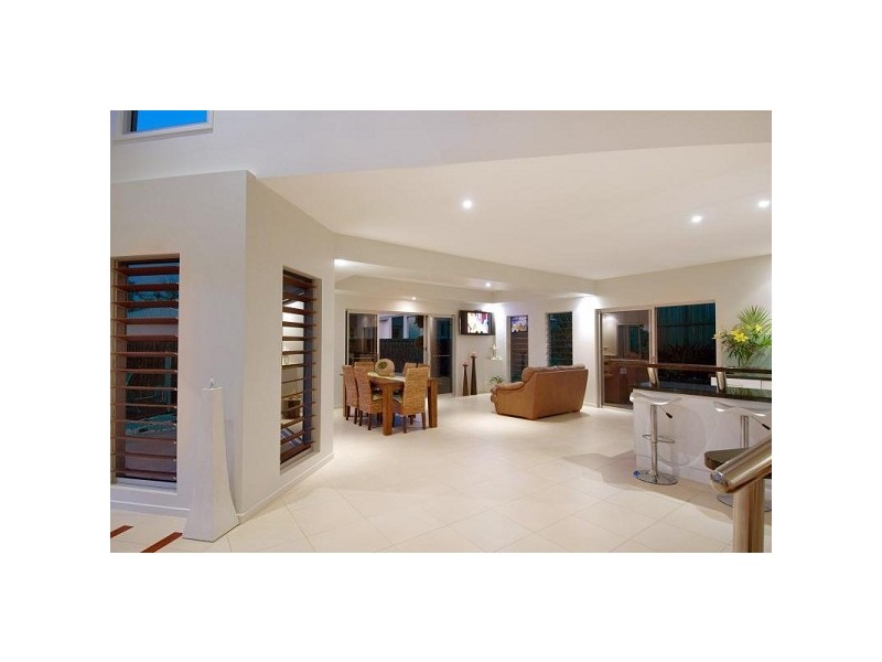 2 Pennant Court, Peregian Springs QLD 4573