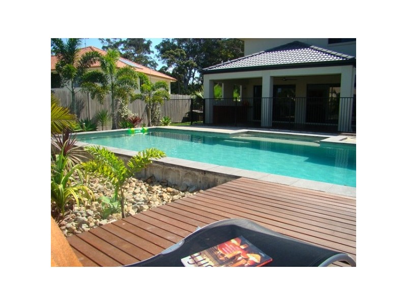3 Thomson Place, Peregian Springs QLD 4573